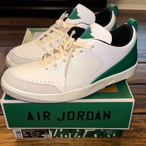Jordan 2 Retro Low SE Sz. 13 women’s, 11.5 men’s